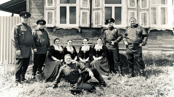 Муниципальный ансамбль казачьей песни "Яик" 6