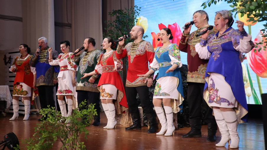 Муниципальный ансамбль казачьей песни "Яик" 5